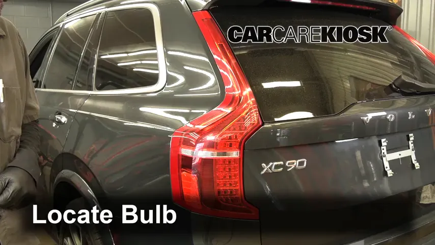 2018 Volvo XC90 T6 Momentum 2.0L 4 Cyl. Luces Luz de reversa (reemplazar foco)